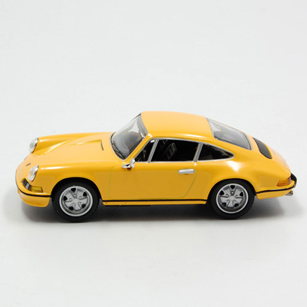 1/43モデルカー ポルシェ911S2.4