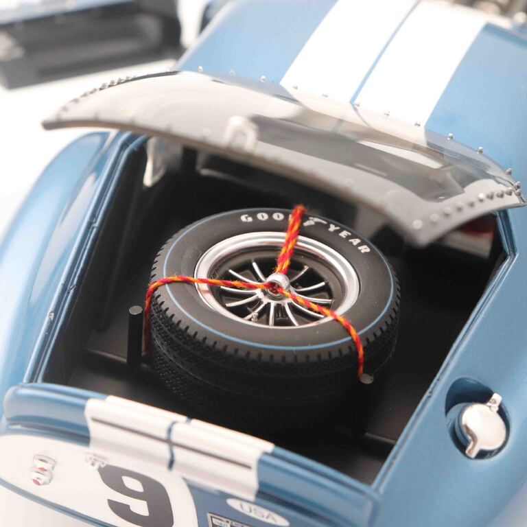EXOTO 1/18 コブラデイトナ 1965年 ル・マンイメージ6