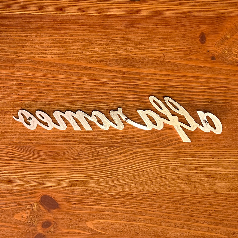 ALFA ROMEO エンブレムイメージ1