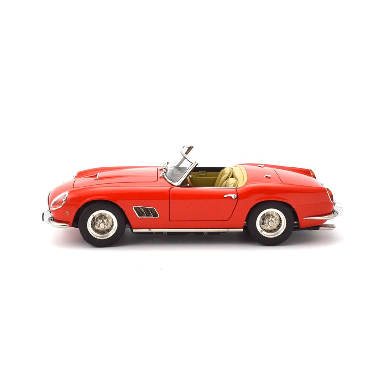 CMC 1/18 Ferrari 250 CALIFORNIAイメージ4