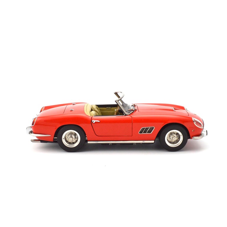 CMC 1/18 Ferrari 250 CALIFORNIAイメージ5