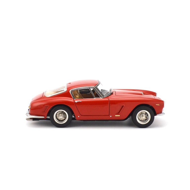 CMC 1/18 Ferrari 250GT Berlinettaイメージ5