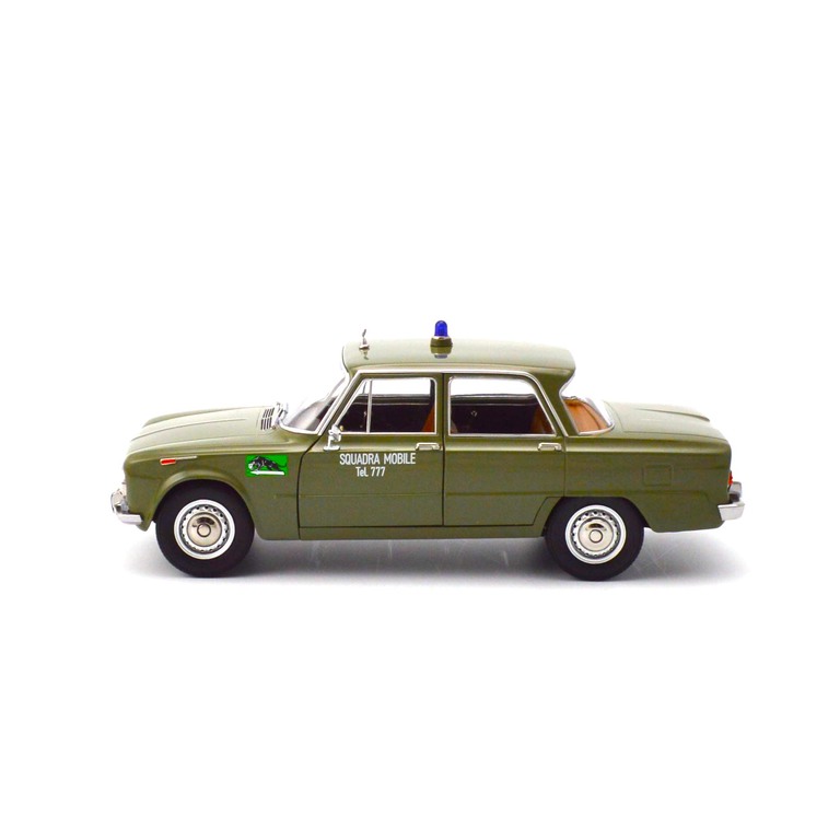 1/18 Alfa Romeo giulia superイメージ4