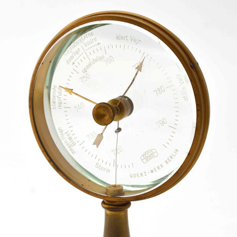 Zeiss 気圧計イメージ1