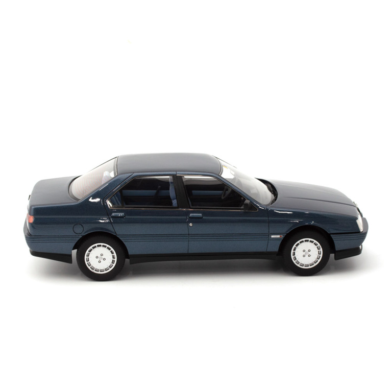 1/18 Alfa Romeo 164 2.0L Twin Spark 1987イメージ3