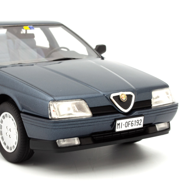 1/18 Alfa Romeo 164 2.0L Twin Spark 1987イメージ4
