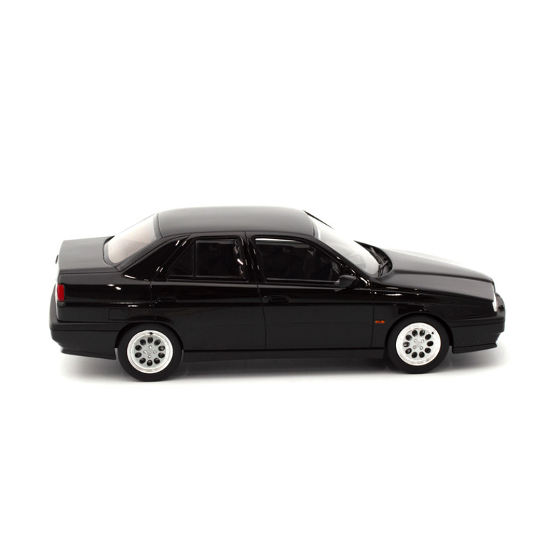 1/18 Alfa Romeo 155 2.0L Turbo 16V Q4 1992イメージ3