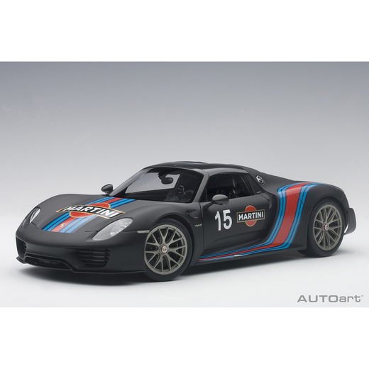 1/18 Porsche 918 Spyder Weissach Package / MARTINI