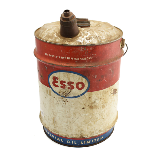 オイル缶 / Esso