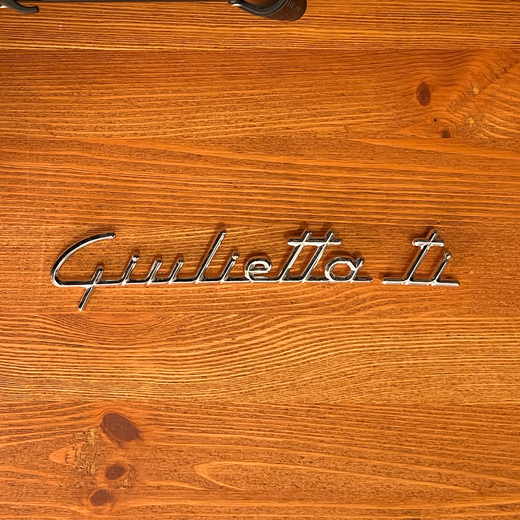 ALFA ROMEO Giulietta ti エンブレム / Silver