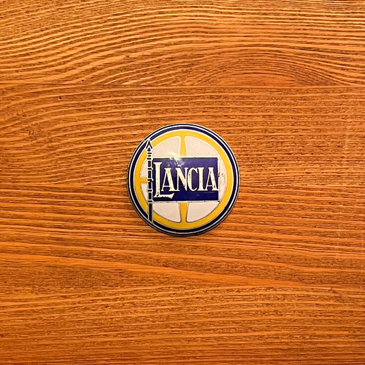 LANCIA エンブレム