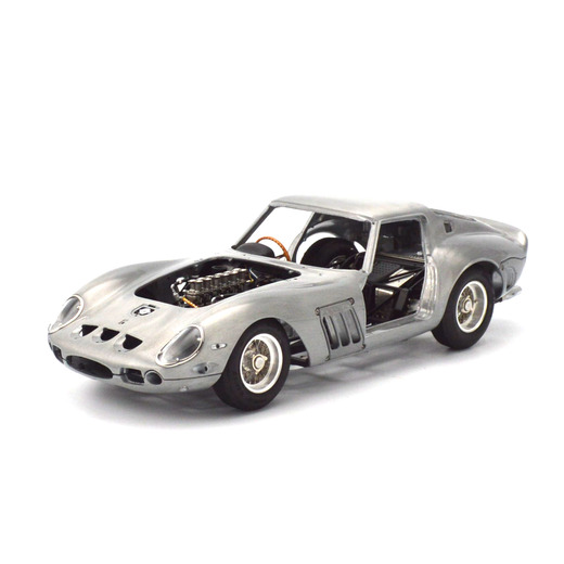 CMC 1/18 Ferrari 250GTO RHD Special Edition