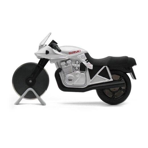 ピザカッターナ シルバー